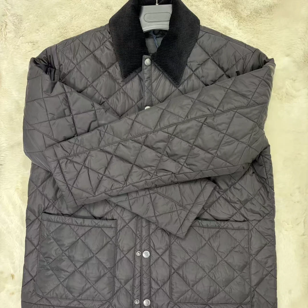 P07双面菱格轻盈棉服