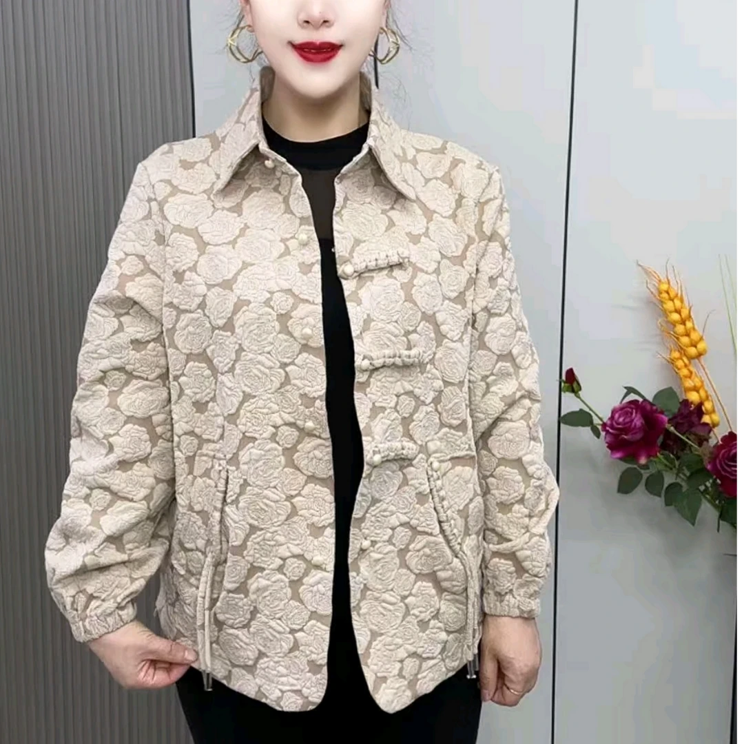 中年妈妈装纽扣印花百搭减龄大码短外套2025新款宽松休闲女装上衣