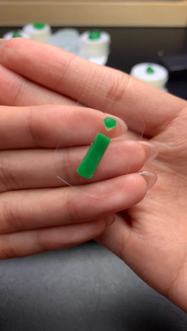 【闪购商品】定制翡翠未镶嵌毛货