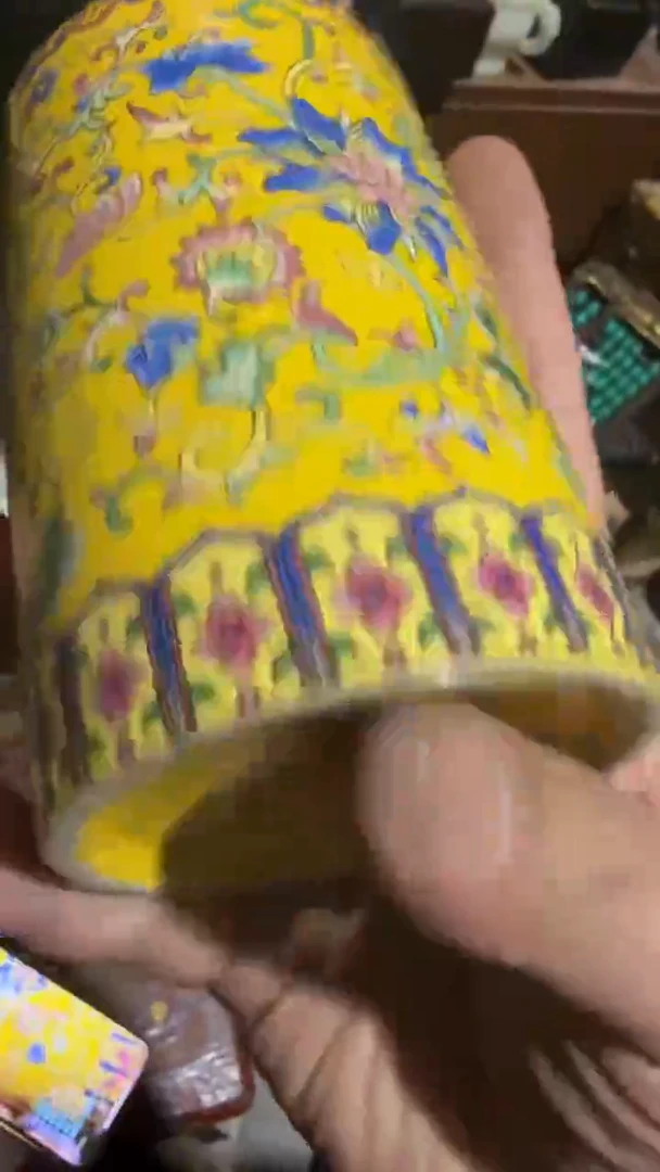 木闪电购链接精品摆件笔筒