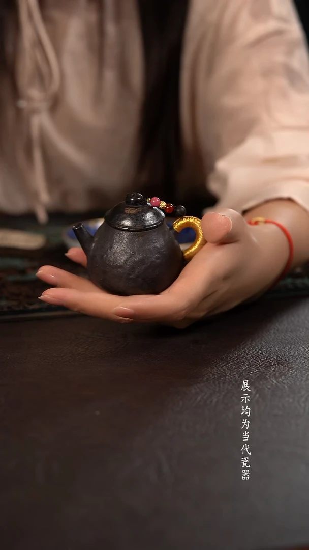 90c伟壶柴烧小泡壶 冻梨
