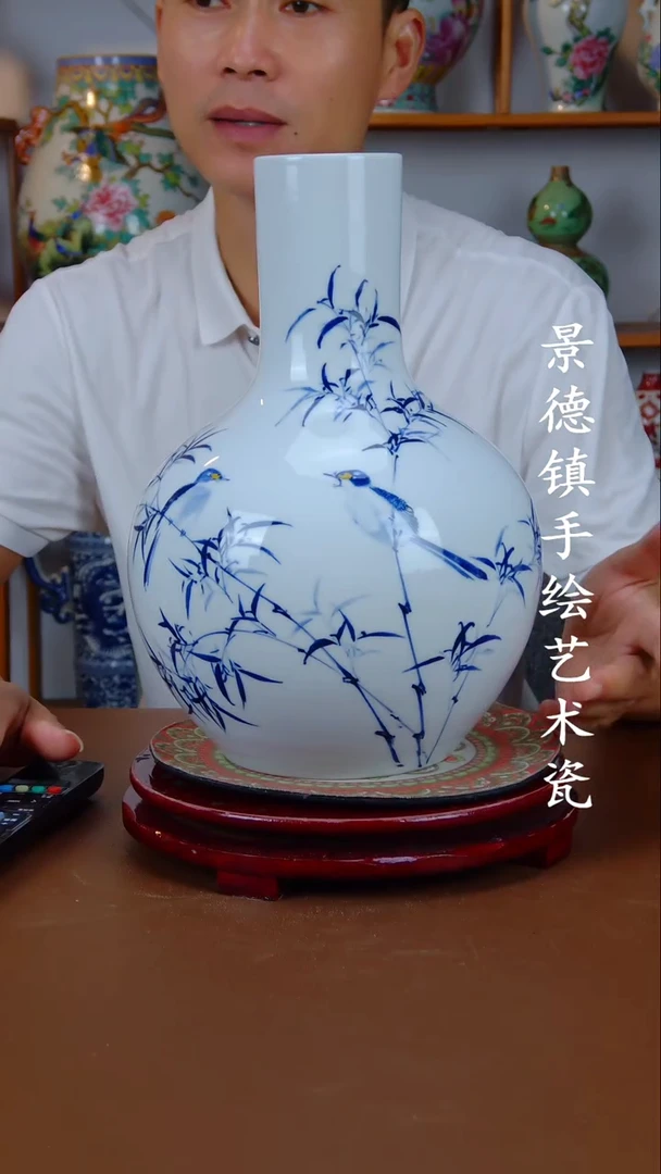 现代景德镇手工手绘陶瓷摆件22