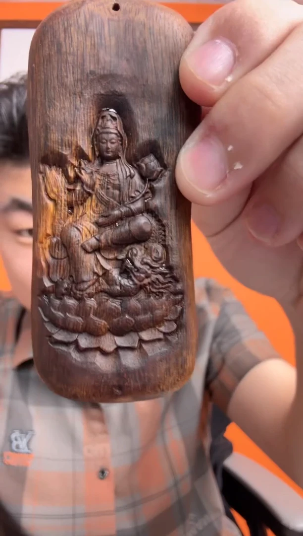 沉香手把件阿*顺化红土多样性发一