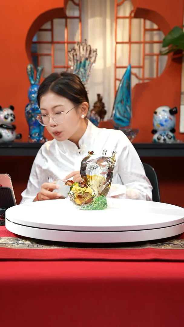 手工艺品琉璃倒立小福猪