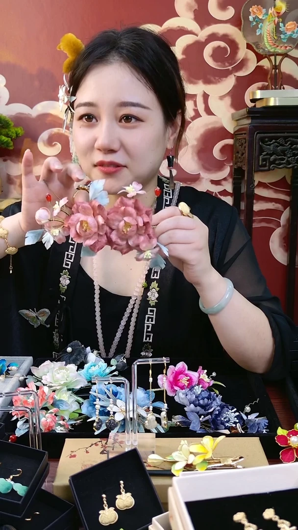 刺绣纯手工非遗绒花