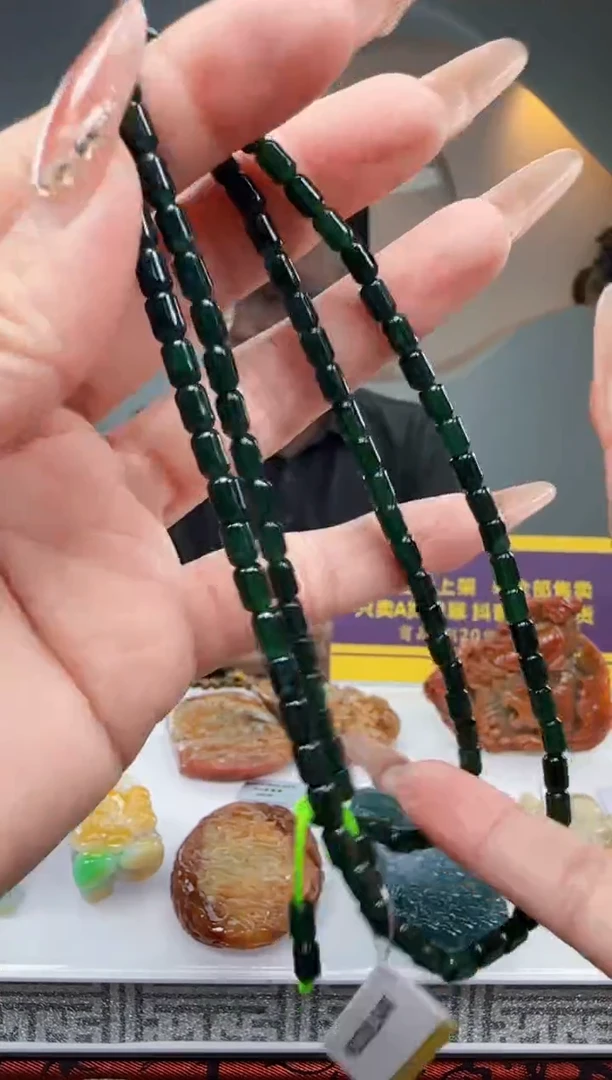 未镶嵌定制翡翠Q61756翡翠