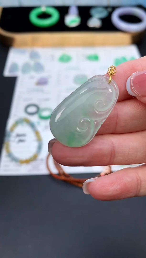 18K金镶嵌定制翡翠48小时鉴赏期 退货不扣服务费