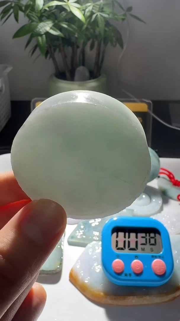 未镶嵌定制翡翠从****鸡翡翠