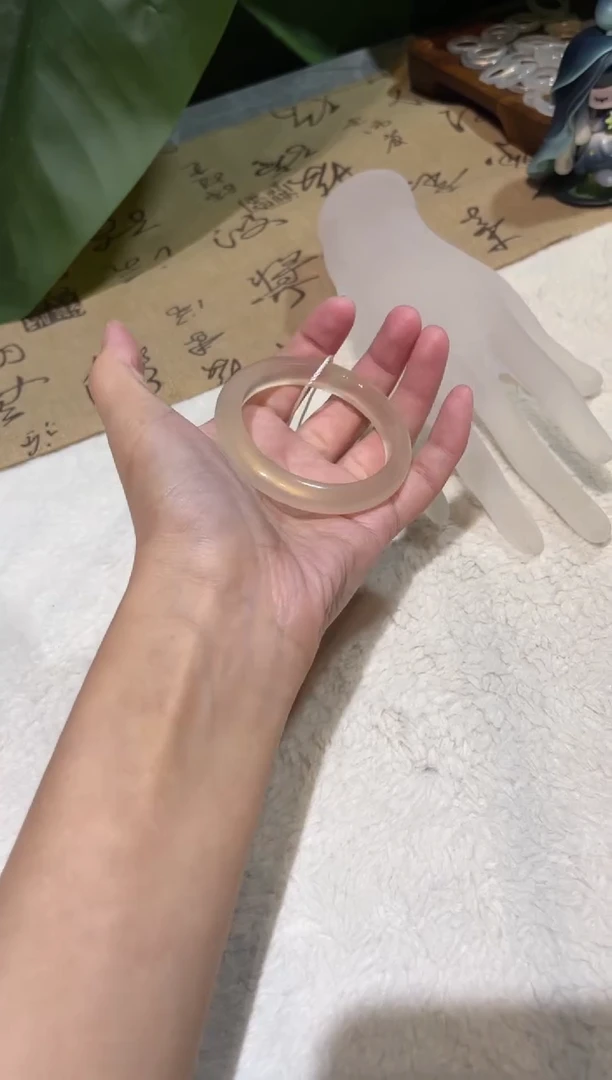 手镯玛瑙/玉髓未镶嵌50.3鉴赏期48小时