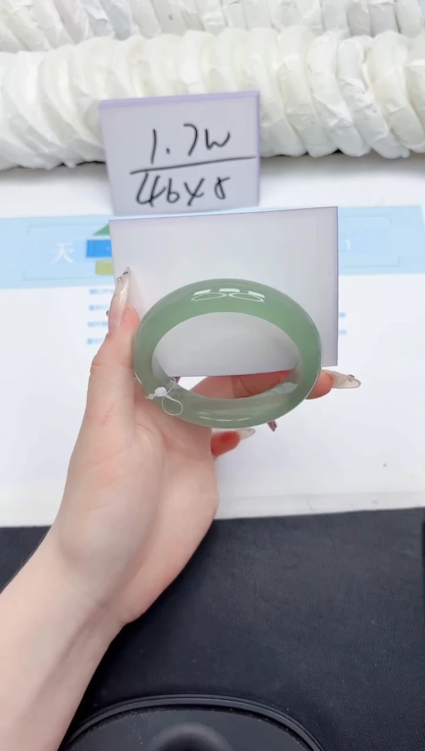 石英质玉手镯未镶嵌199-58