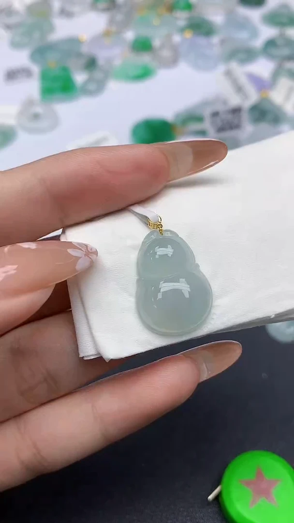 颈饰18K金镶嵌翡翠天然缅甸a货翡翠百元以上9元证书费自理