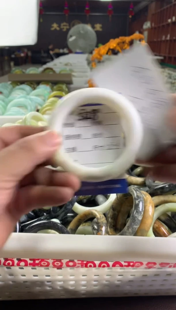 蛇纹石玉未镶嵌手镯5728