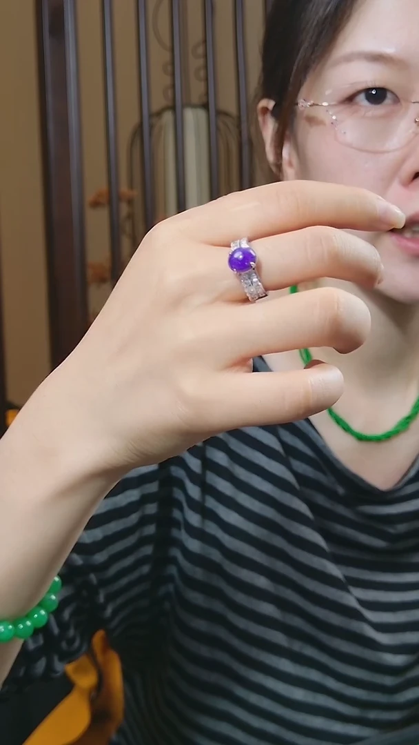 吊坠(不含链)18K金镶嵌翡翠蛋面戒指