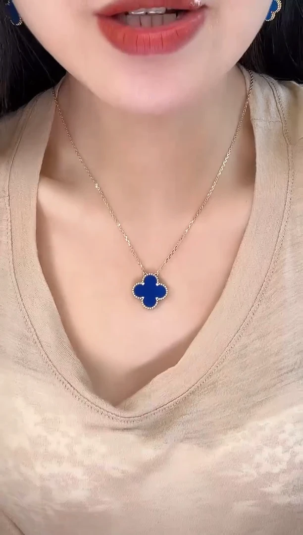 18K金镶嵌项链玛瑙/玉髓20mm蓝花项链