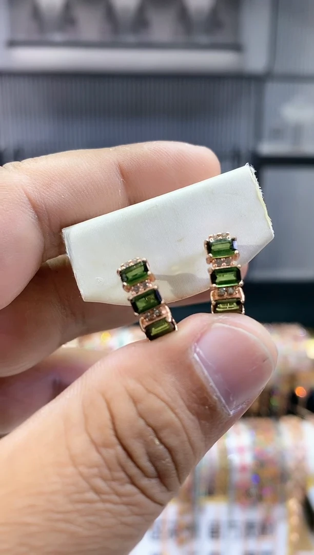 银S925镶嵌耳扣碧玺1155666665