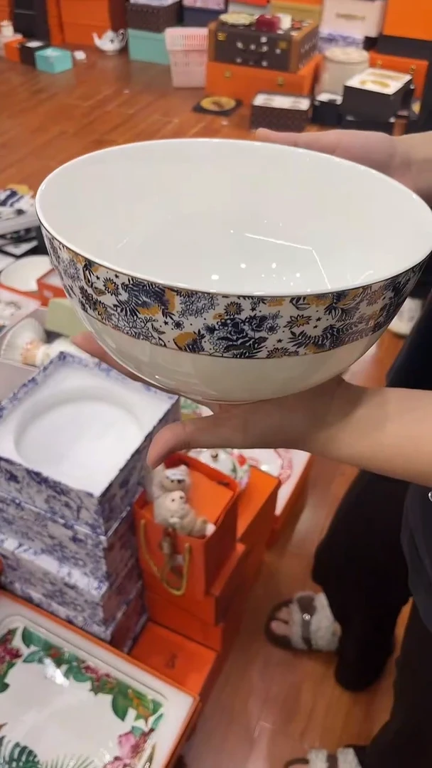 杯鸿辉家品牌瓷器，京东包邮！