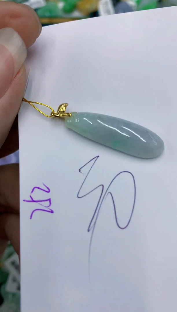 翡翠未镶嵌颈饰1111111111