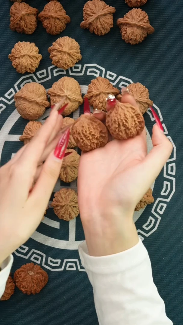 吊坠文玩核桃9**，满天星41全