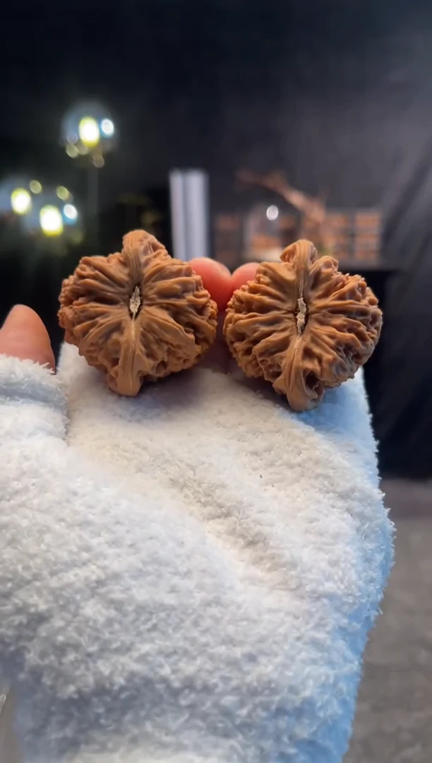 吊坠文玩核桃森*狼南将