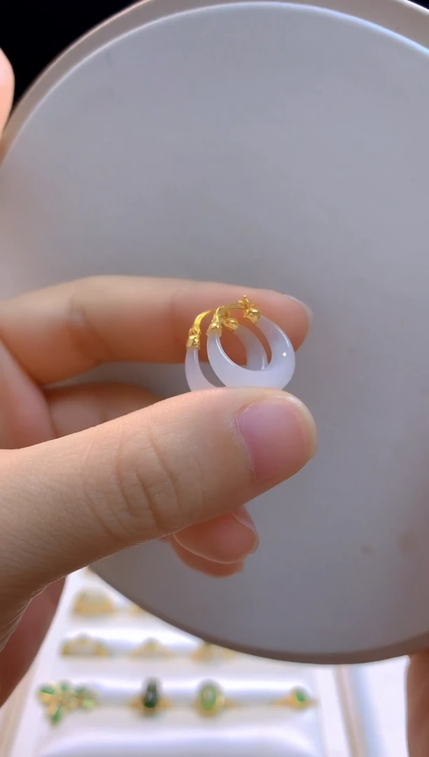 银S925镶嵌和田玉耳环白玉耳环