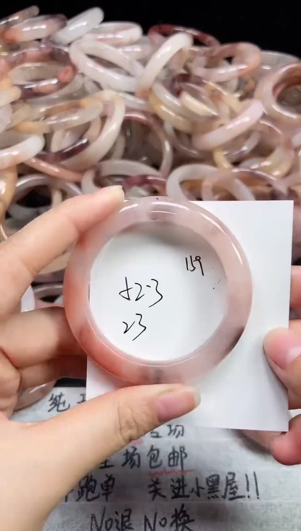 未镶嵌手镯石英质玉159
