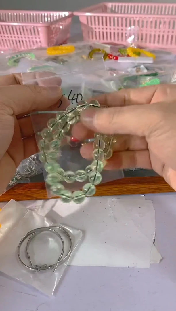 【闪购商品】水晶颈饰银S925镶嵌540红宝，蓝宝，多样性发一件赠链