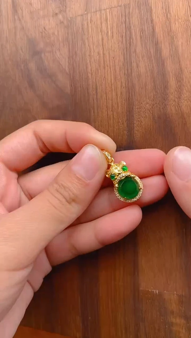 【闪购商品】翡翠吊坠(不含链)银S925镶嵌貔貅无事牌