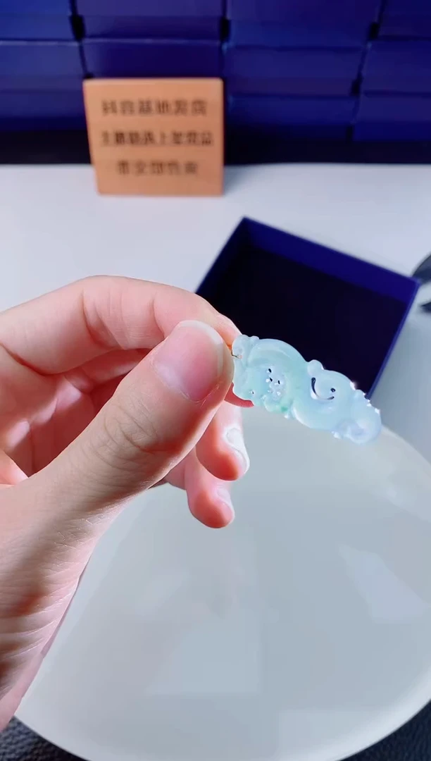 翡翠未镶嵌颈饰11111111