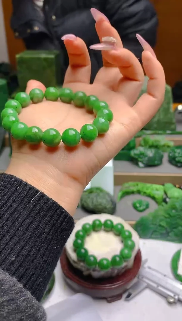 【闪购商品】和田玉（碧玉）手串未镶嵌1