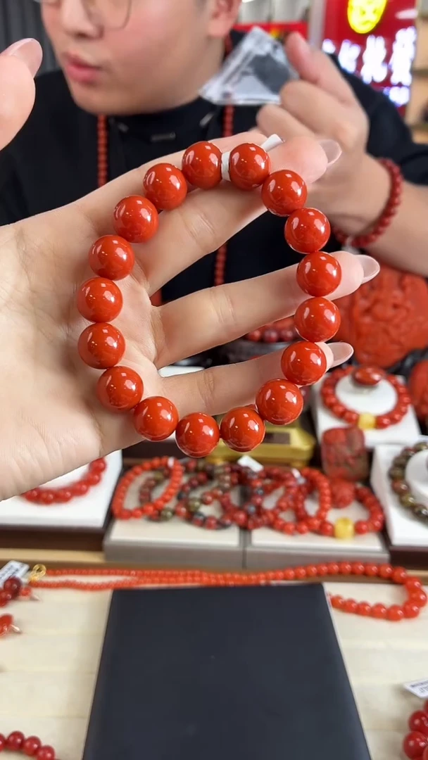 未镶嵌保山手串12mm南红玛瑙（多样式发其一）