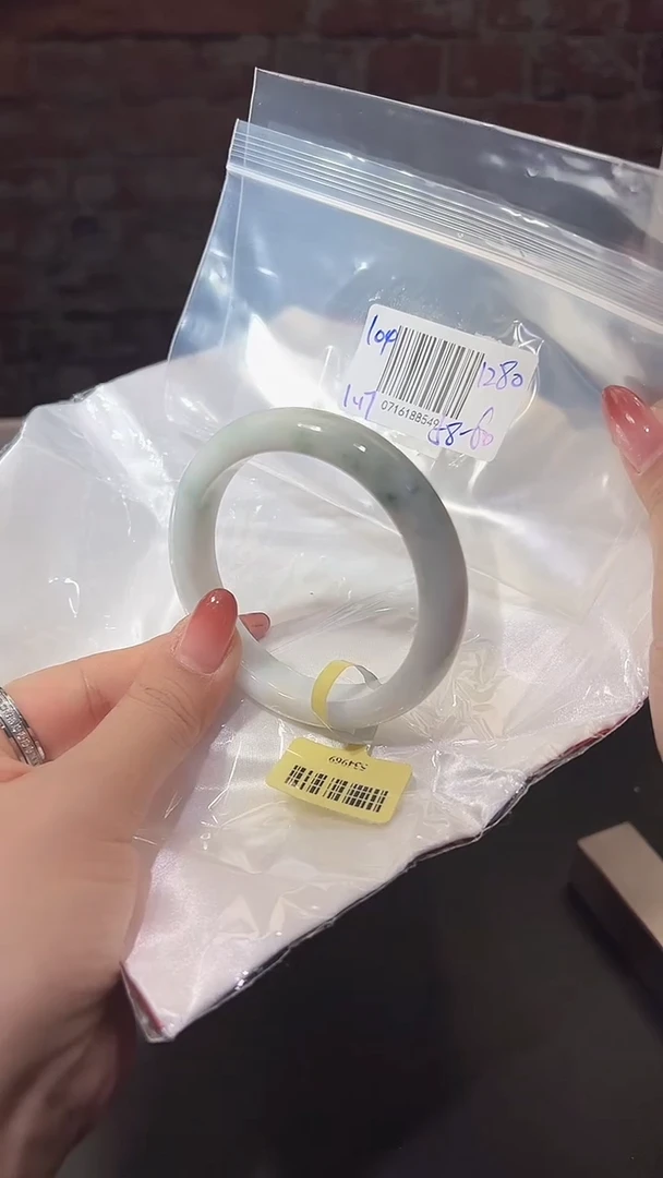 【闪购商品】翡翠手镯未镶嵌翡翠手镯