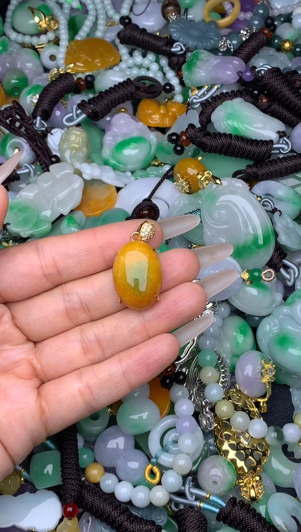 翡翠未镶嵌颈饰天然缅甸翡翠吊坠