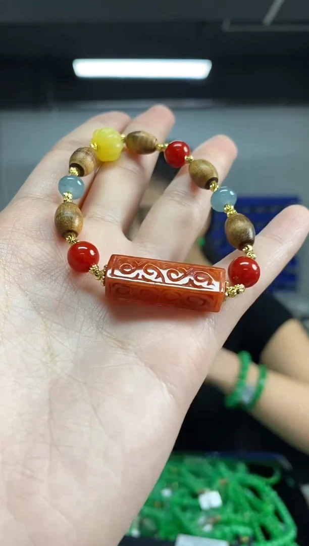 未镶嵌手链翡翠闪购链接   多样性发其一颜色微差