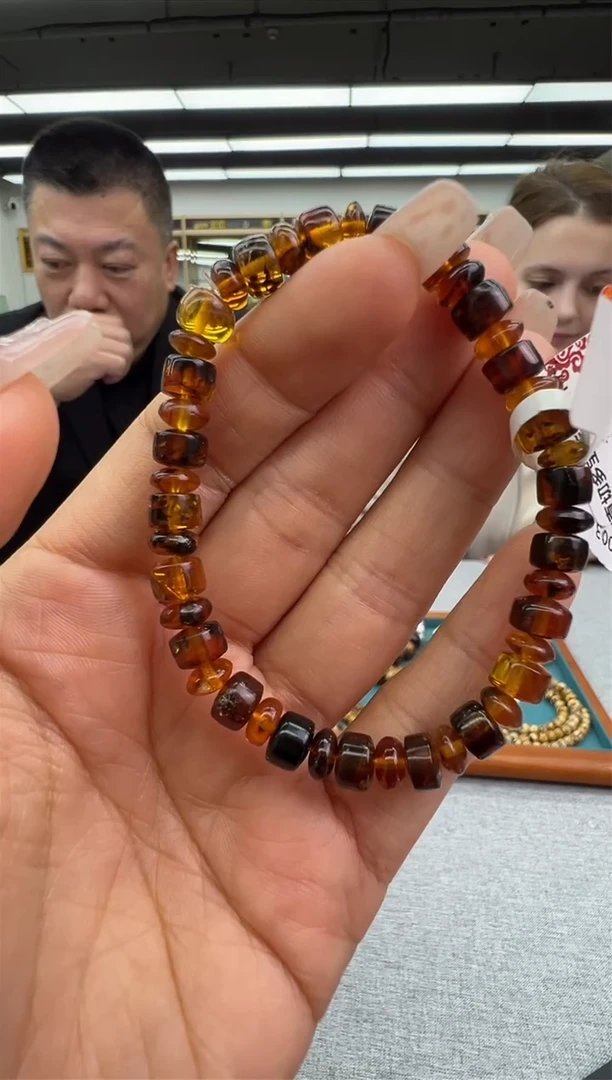 【闪购商品】琥珀手链未镶嵌106秒拍号