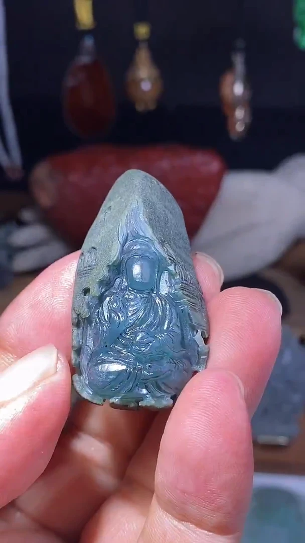 未镶嵌定制翡翠飛*翡翠