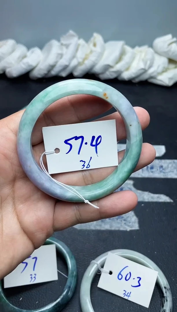 未镶嵌手镯翡翠36