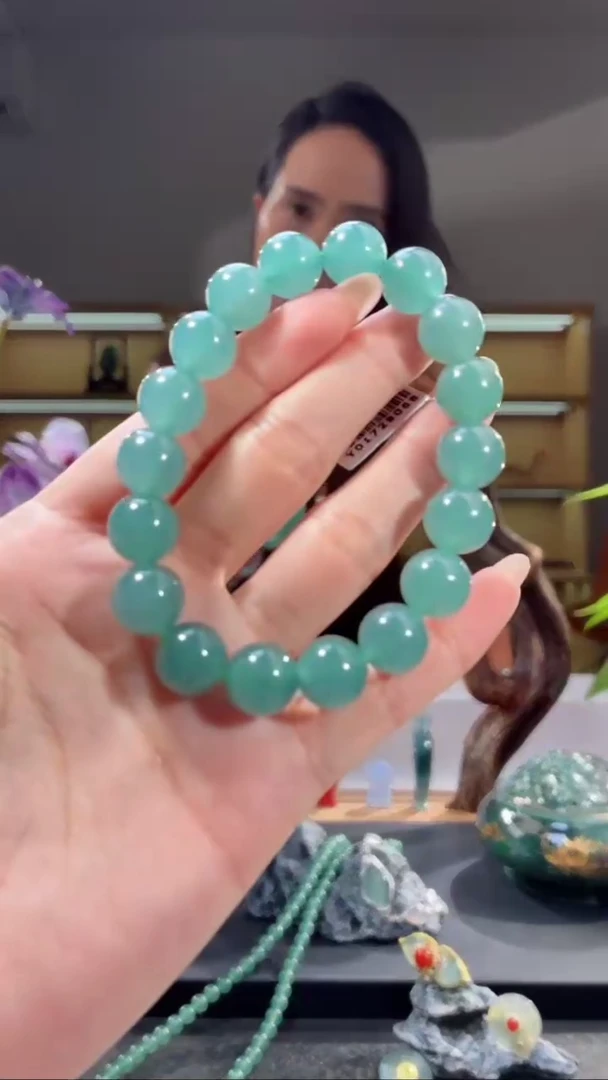 未镶嵌手串翡翠手串（多样性发其一）