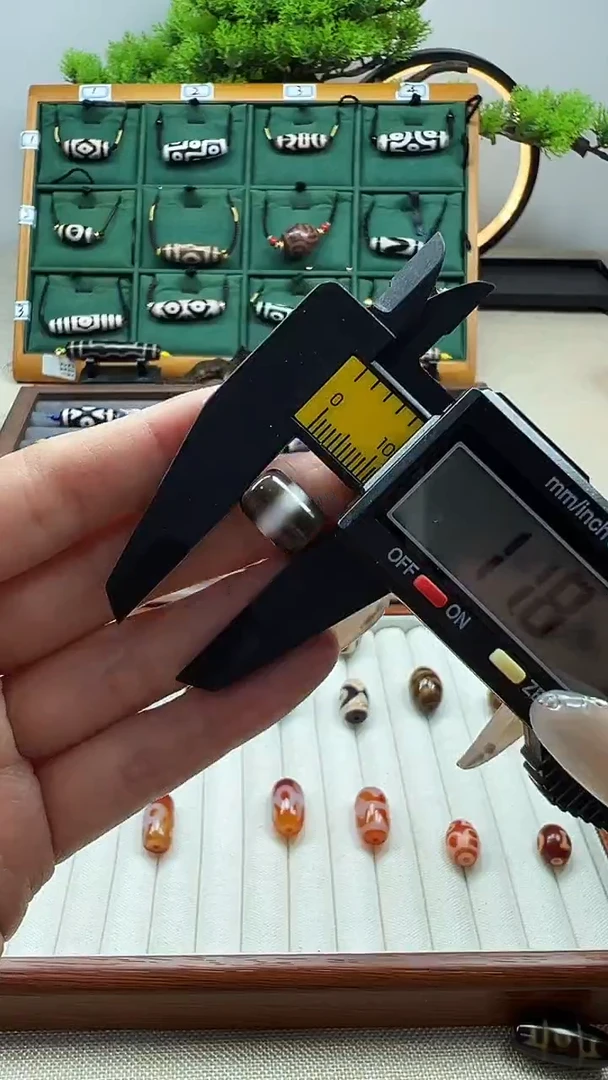 玛瑙/玉髓（覆膜）颈饰未镶嵌114（微瑕）