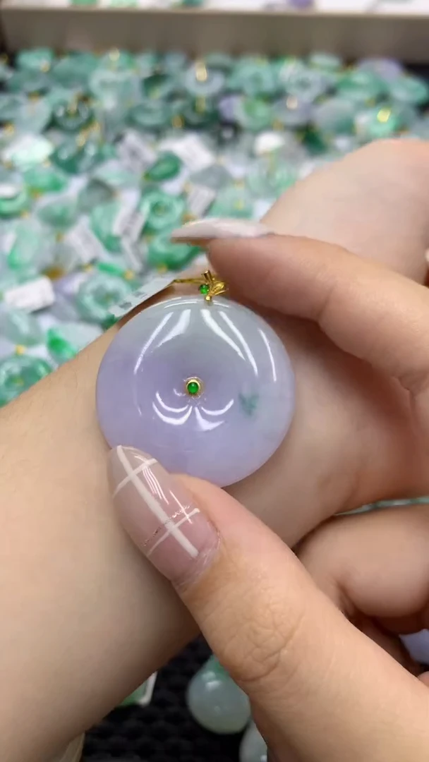 翡翠18K金镶嵌颈饰天然缅甸翡翠A货