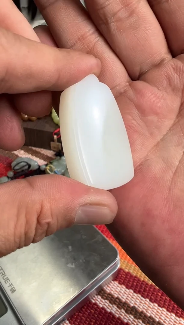 吊坠(赠链)未镶嵌和田玉和田玉俄白无事牌吊坠