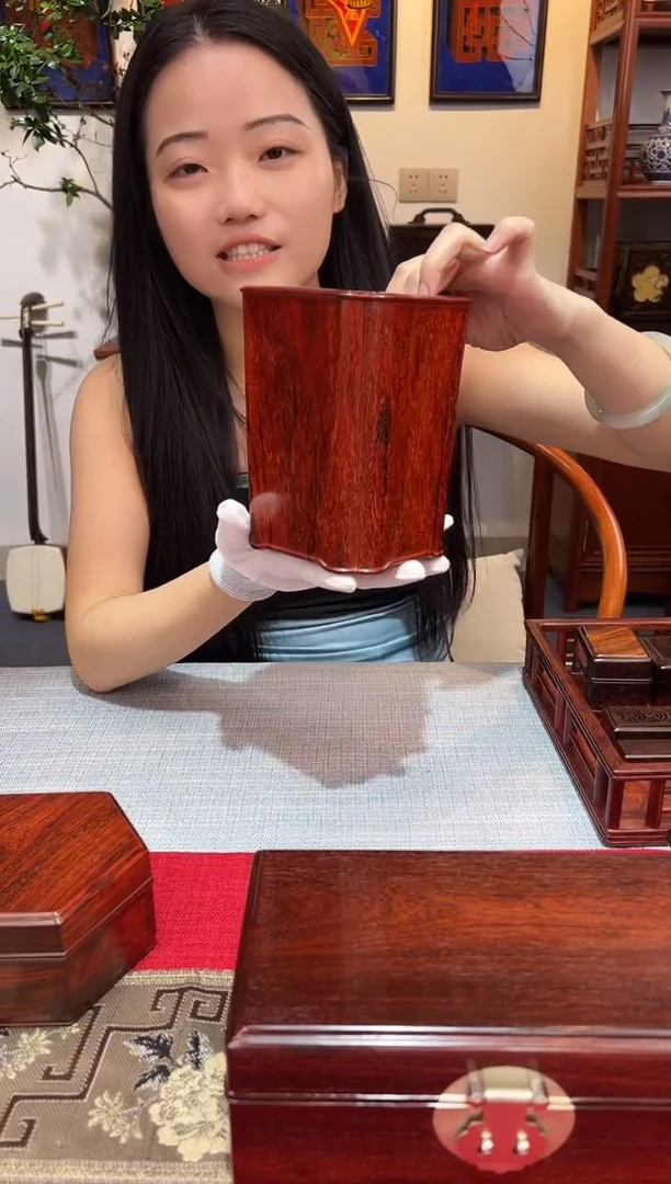 紫檀木类成套家具笔筒    一木挖  一物一拍