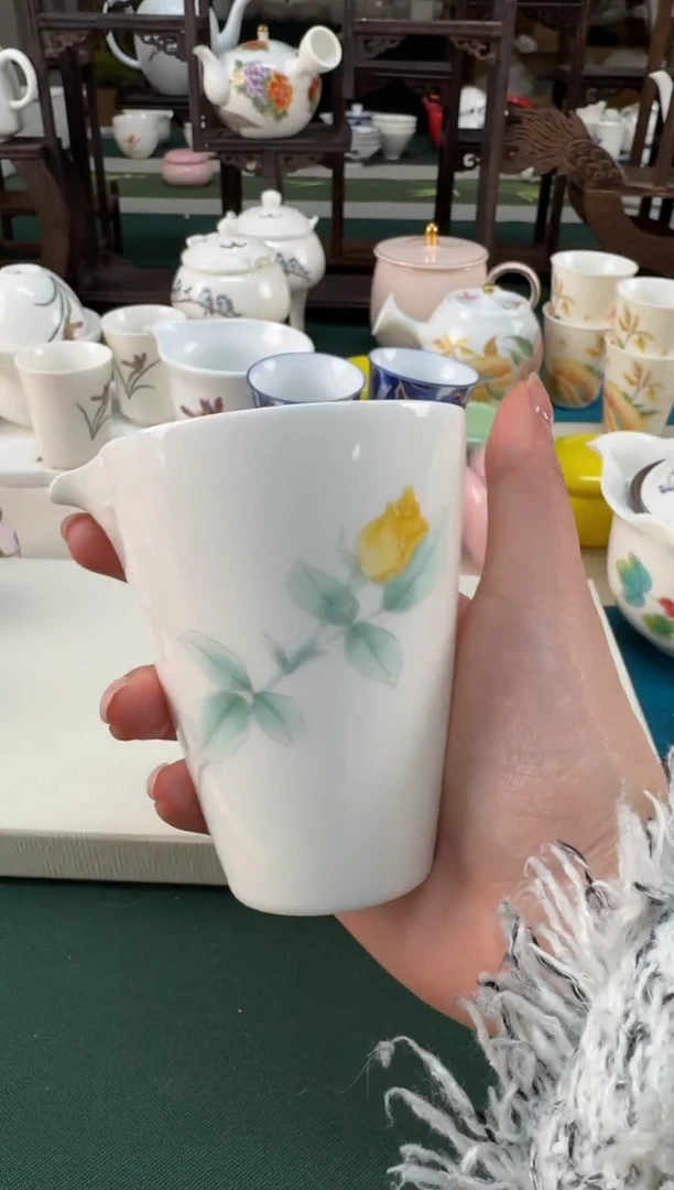 【闪购商品】瓷器 ······.......
