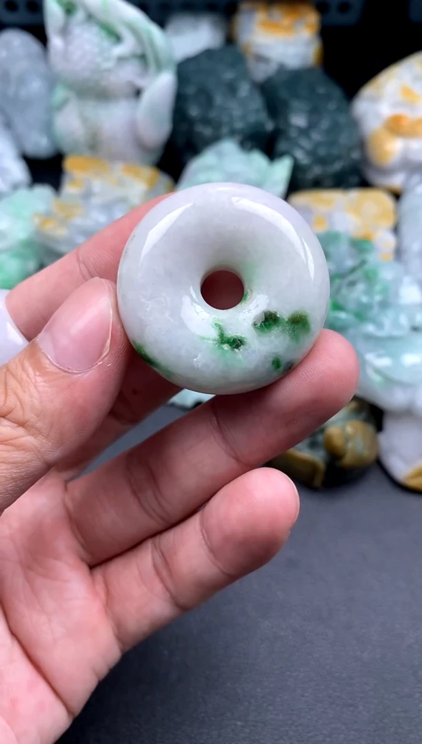 吊坠(不含链)未镶嵌翡翠1