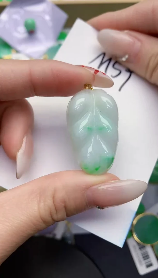 【闪购商品】翡翠颈饰18K金镶嵌0000000000