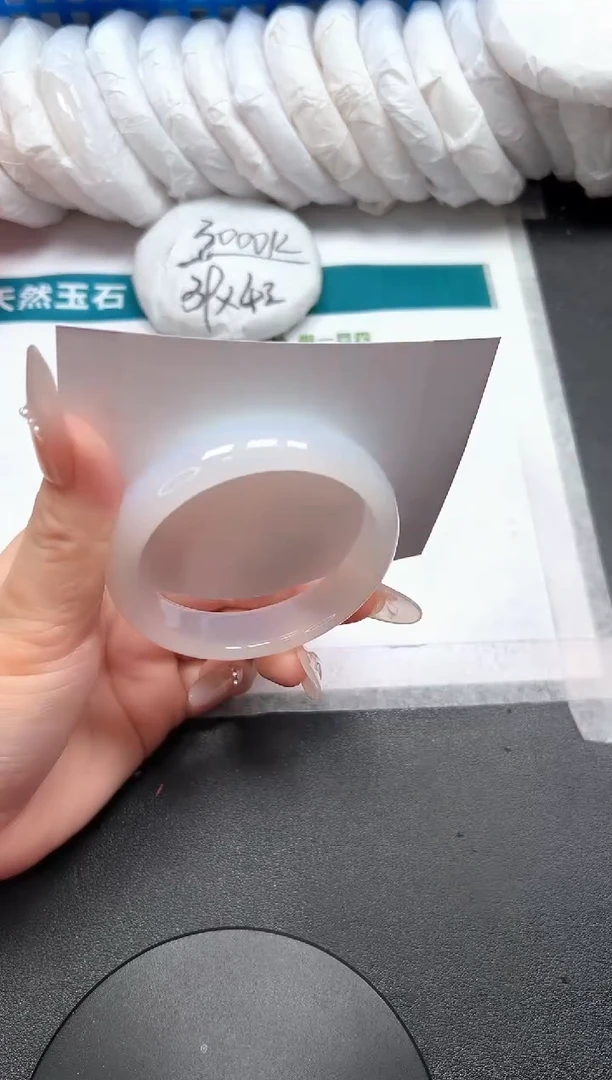 石英质玉手镯未镶嵌146-55.8