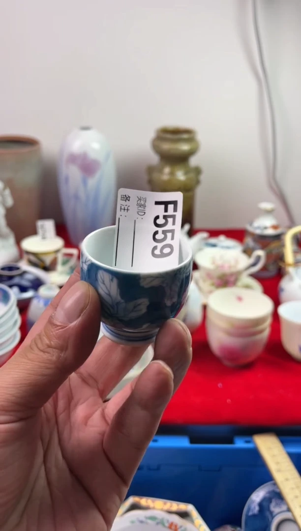 瓷片江****谢77777777777 F559