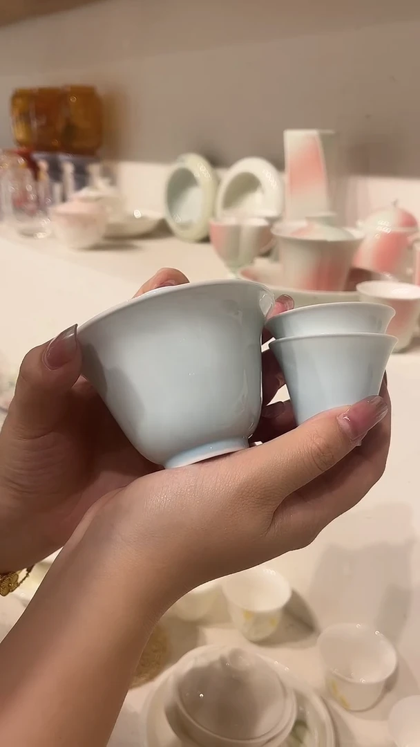 蓝色雅修盖碗＋２杯