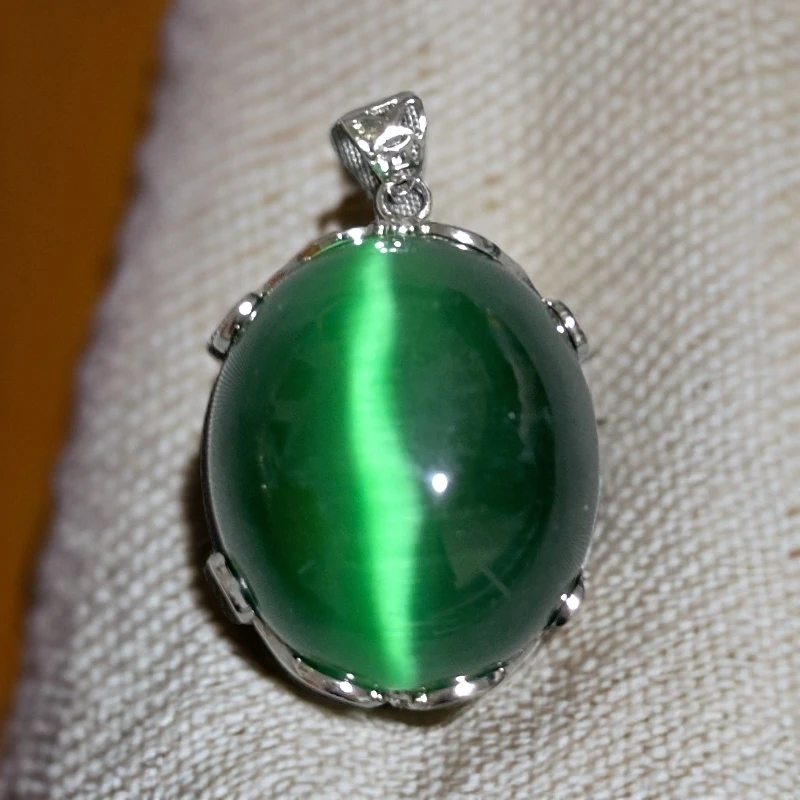 Z183-轻奢收藏级精品绿色大吊坠多样性发一