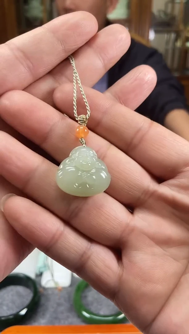 和田玉未镶嵌颈饰和田玉