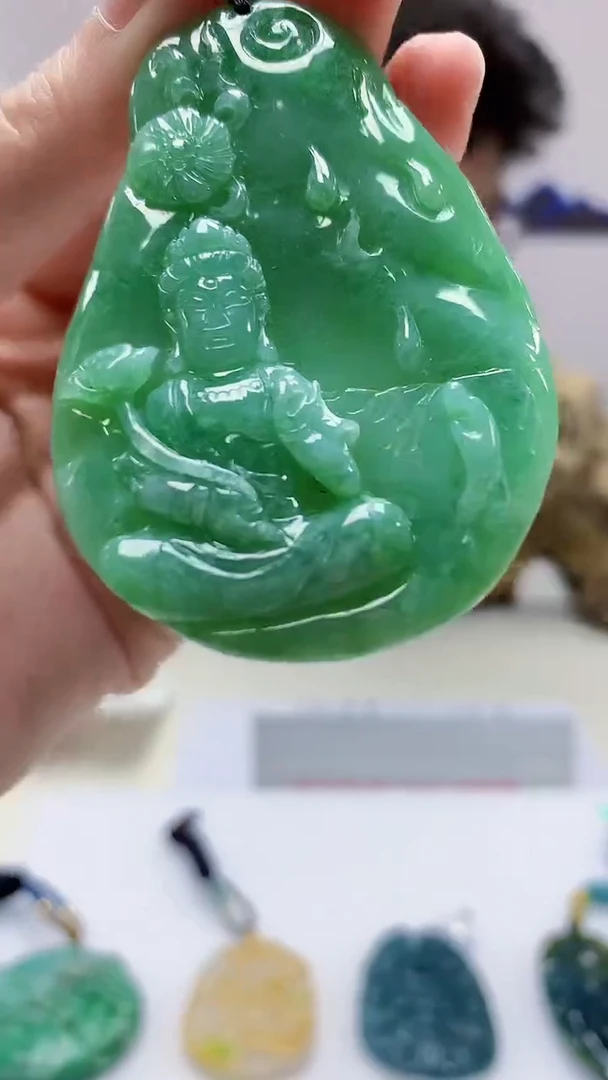【闪购商品】定制翡翠未镶嵌4688zm-毛货挂件10
